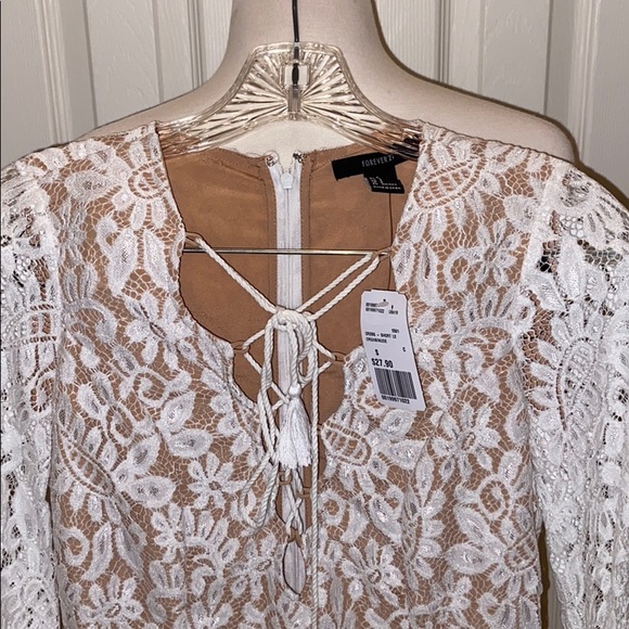 Women’s white lace dress - Picture 2 of 3